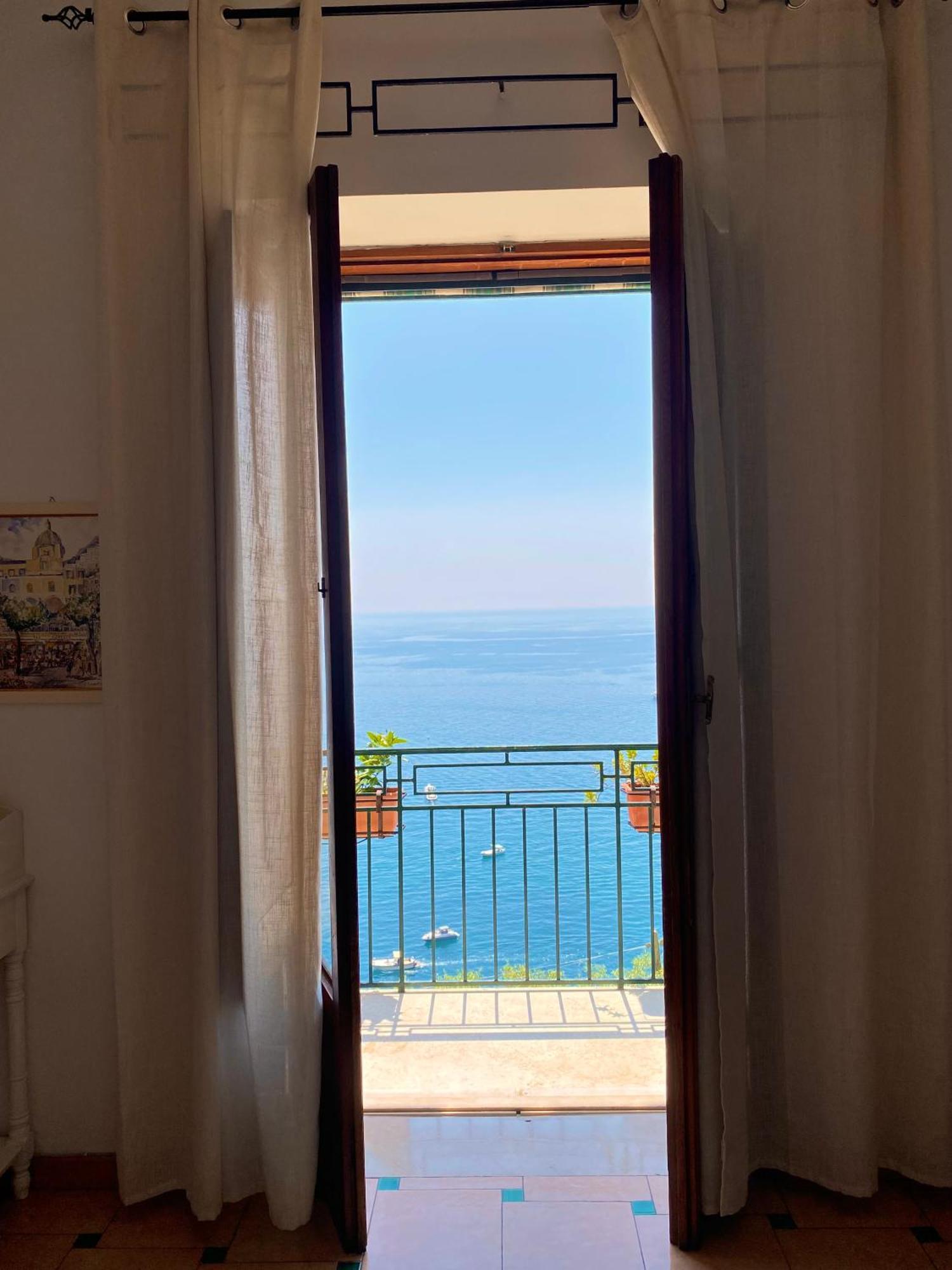 Positano'S Flats Apartment Ngoại thất bức ảnh